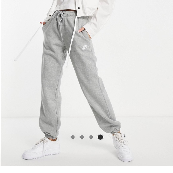 Nike Pants - Nike grey essential sweatpants